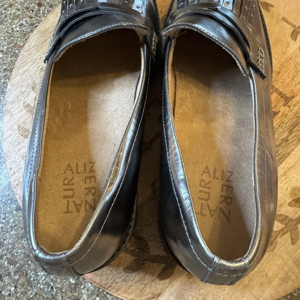 Naturalizer Loafers Womens 9.5W Silver‎ Leather Kiltie Fringe Platform Comfort